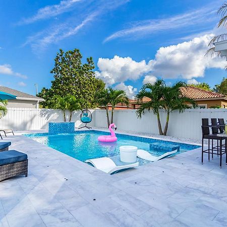 Lux Backyard/Heated Pool/Everglades/Speedway/Keys! Miami Bagian luar foto
